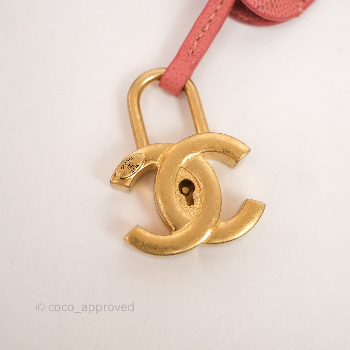 Chanel Medium CC Filigree Vanity Case Quilted Pink Caviar Aged Gold Hardware