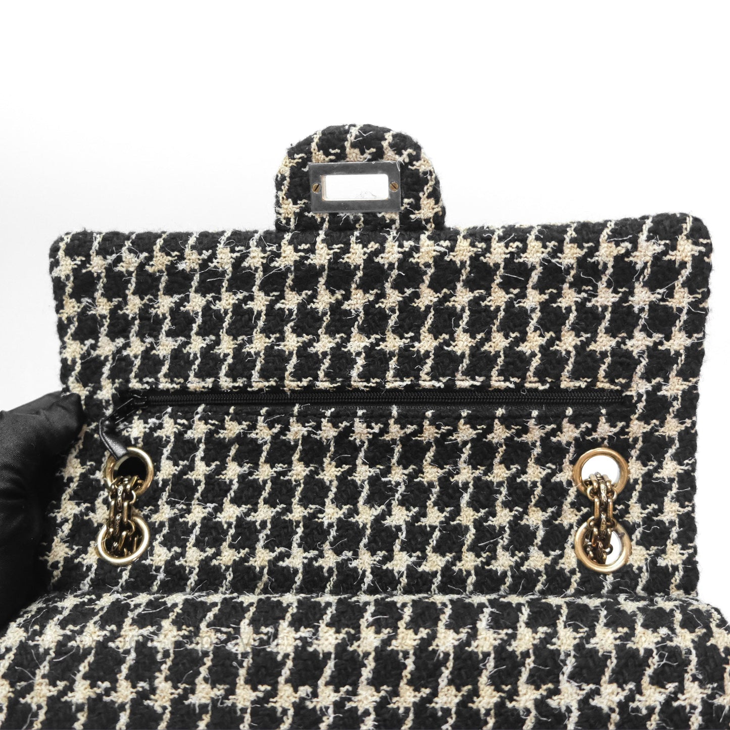 Chanel Reissue 225 Houndstooth Tweed Black Beige Aged Gold Hardware