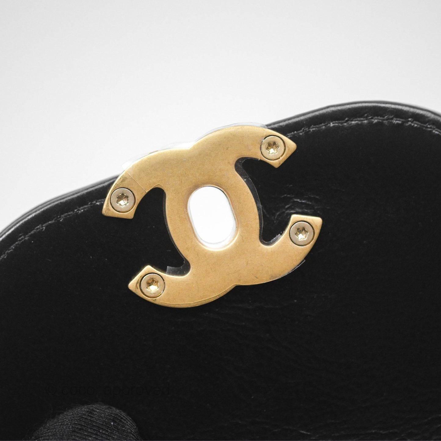 Chanel Kelly Bag Quilted Black Shiny Calfskin Aged Gold Hardware