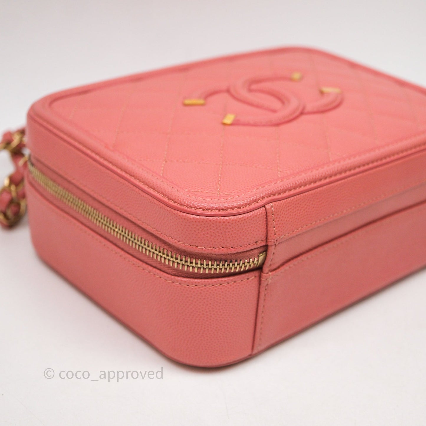 Chanel Medium CC Filigree Vanity Case Quilted Pink Caviar Aged Gold Hardware
