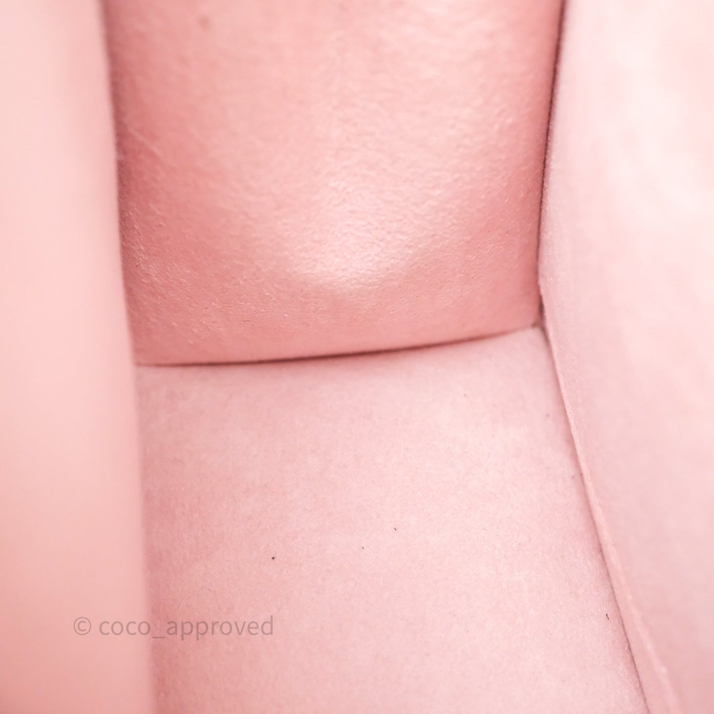 Louis Vuitton Spring Street Vernis Epi Monogram Rose Ballerine