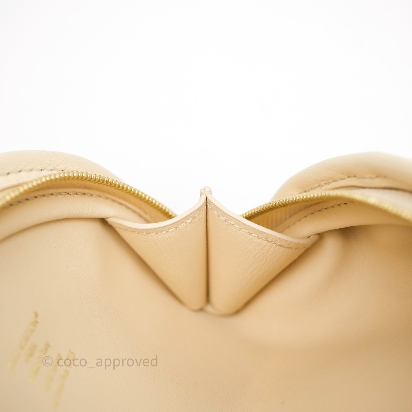 Louis Vuitton Gyoza Key Pouch Beige