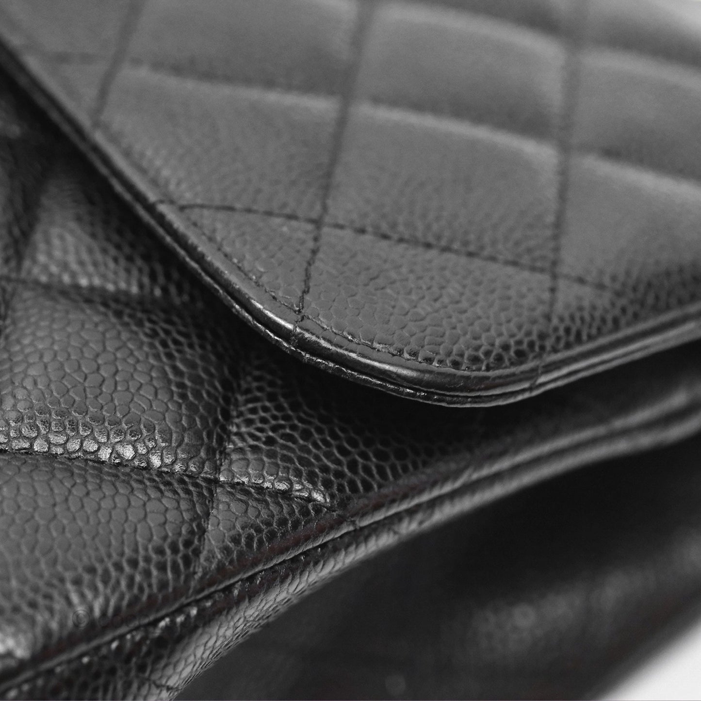 Chanel Jumbo Double Flap Quilted Black Caviar Gold Hardware⁣⁣