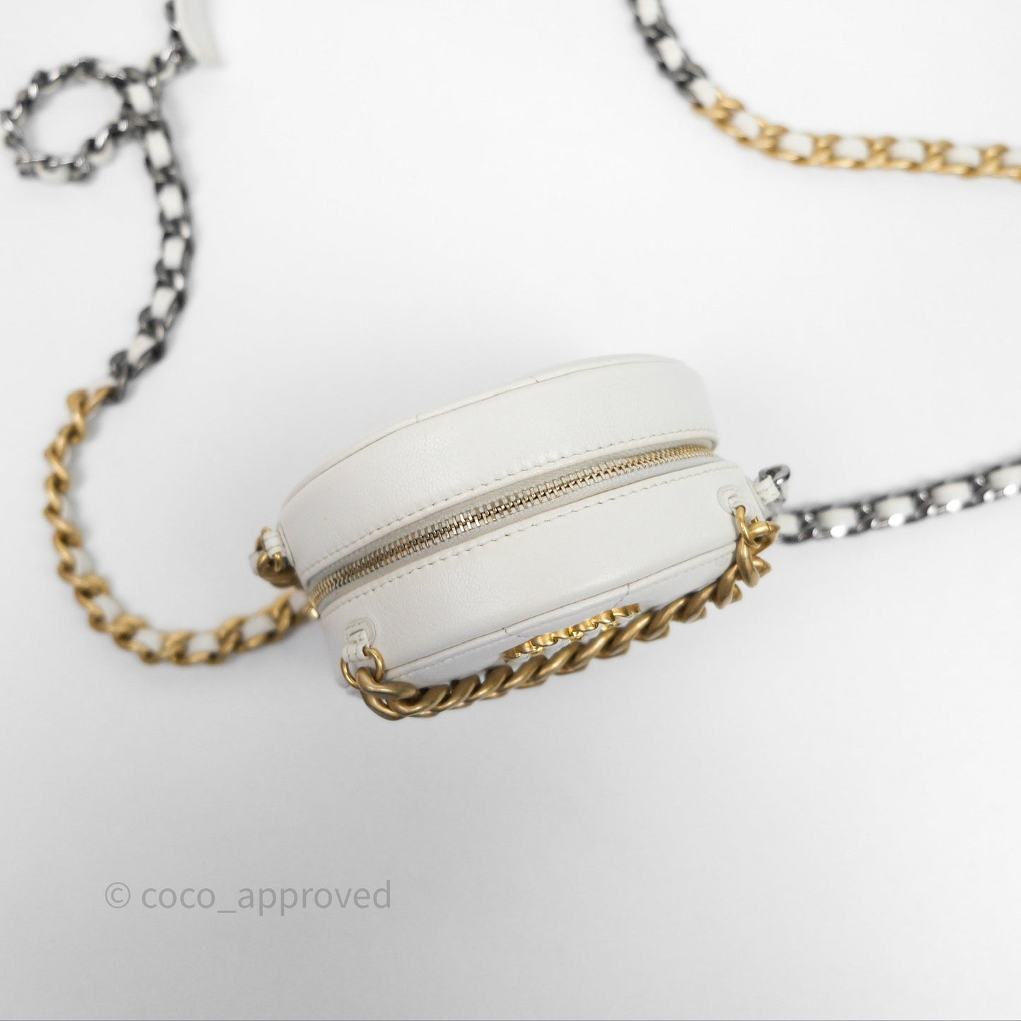 Chanel 19 Round Clutch With Chain White Calfskin Mixed Hardware