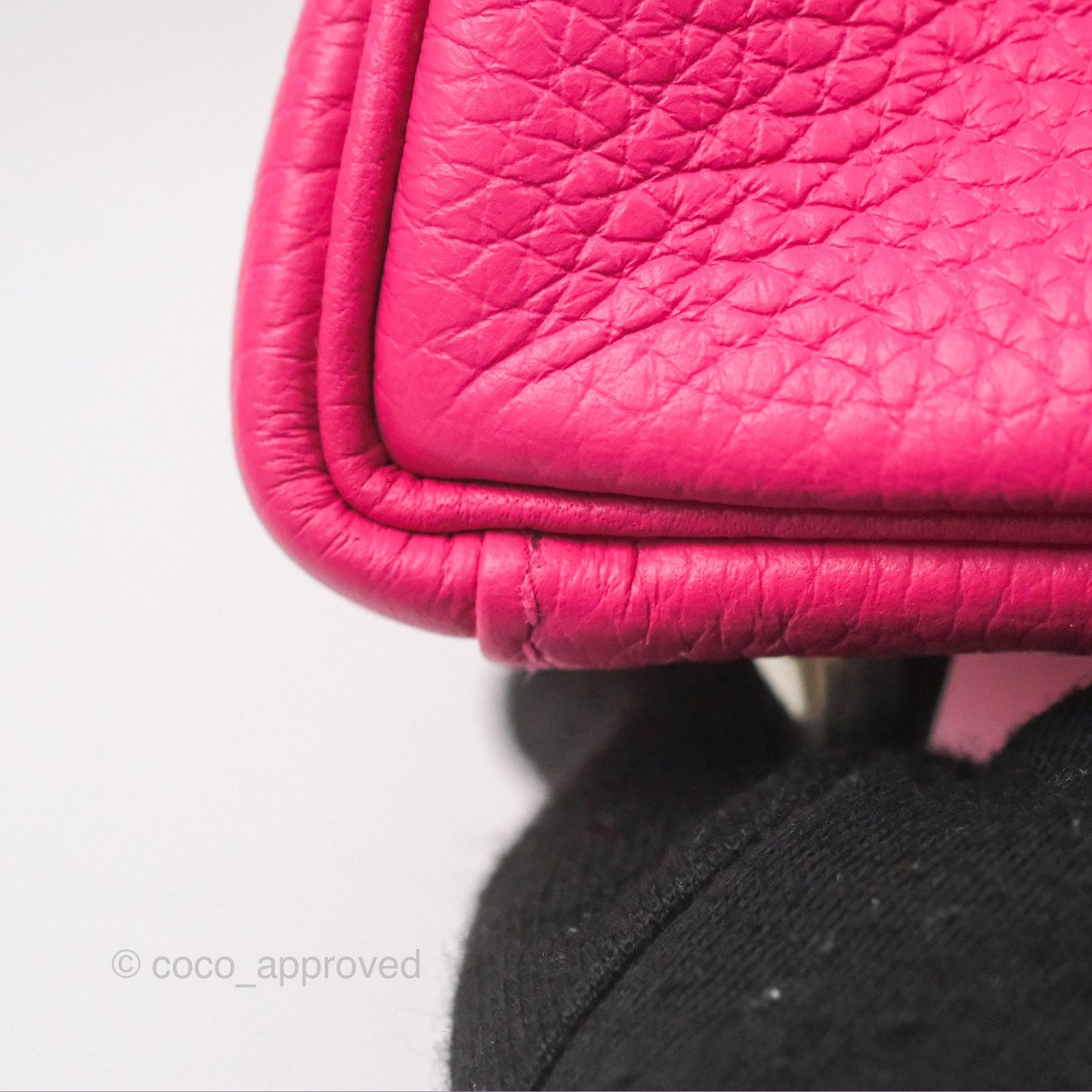 Hermès Retourne Kelly 28 Rose Shocking Clemence Palladium Hardware