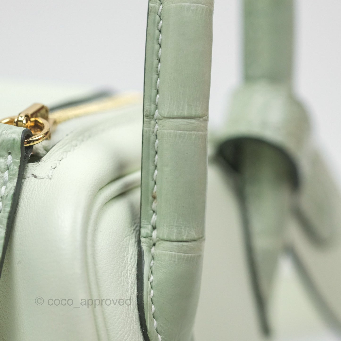 Hermès Mini Lindy Touch Vert Fizz 0S Swift Alligator Handle Gold Hardware