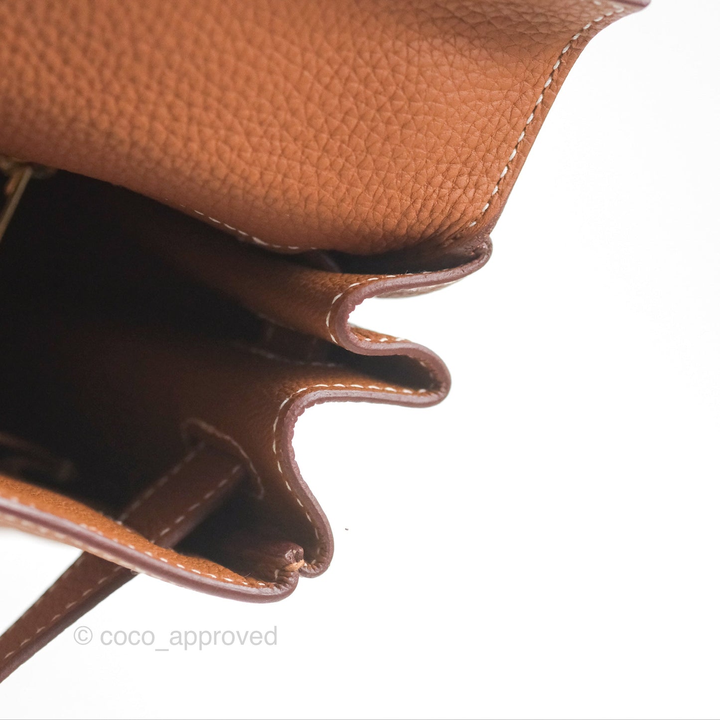 Hermès Kelly 28 Retourne Gold Togo Gold Hardware