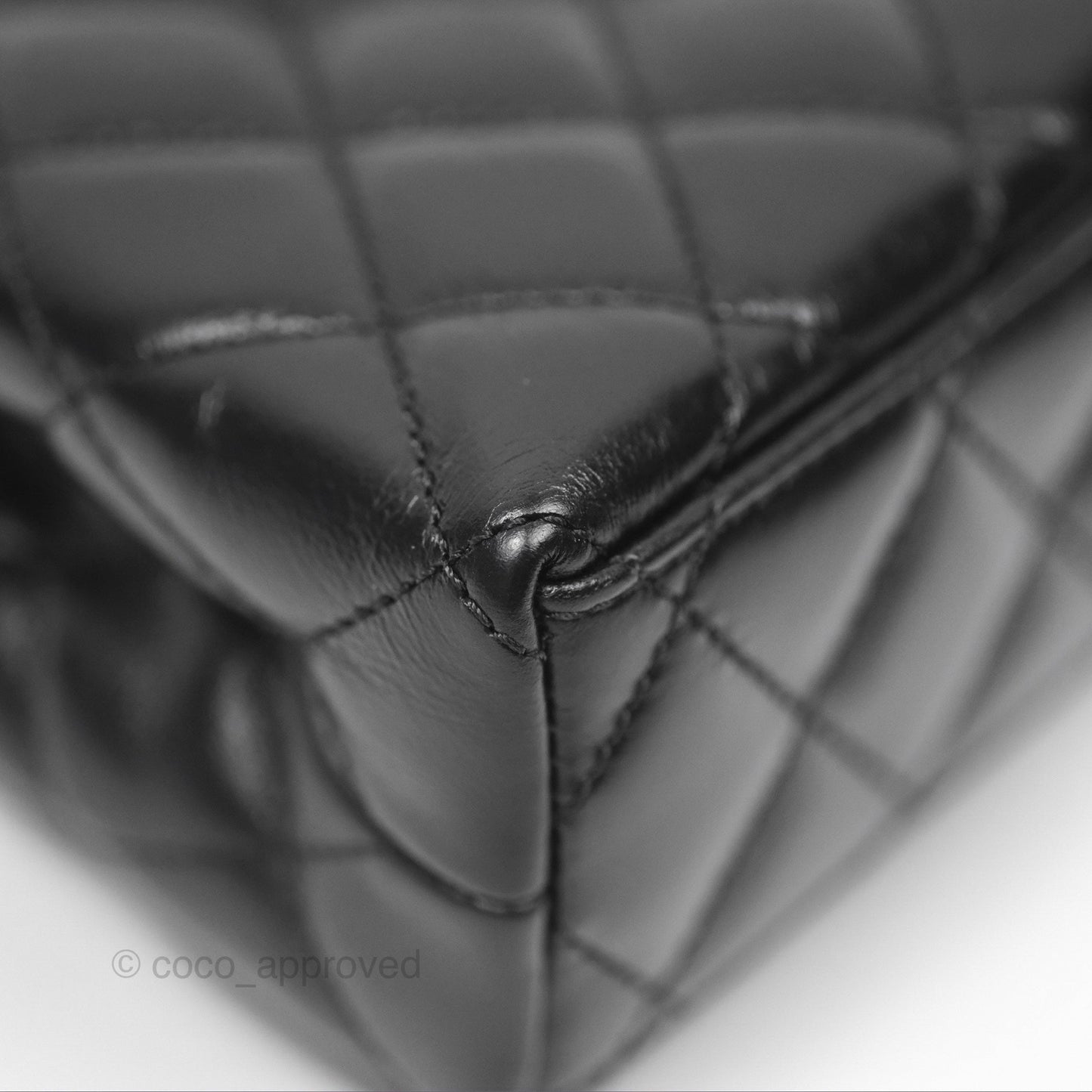 Chanel Kelly Bag Quilted Black Shiny Calfskin Aged Gold Hardware