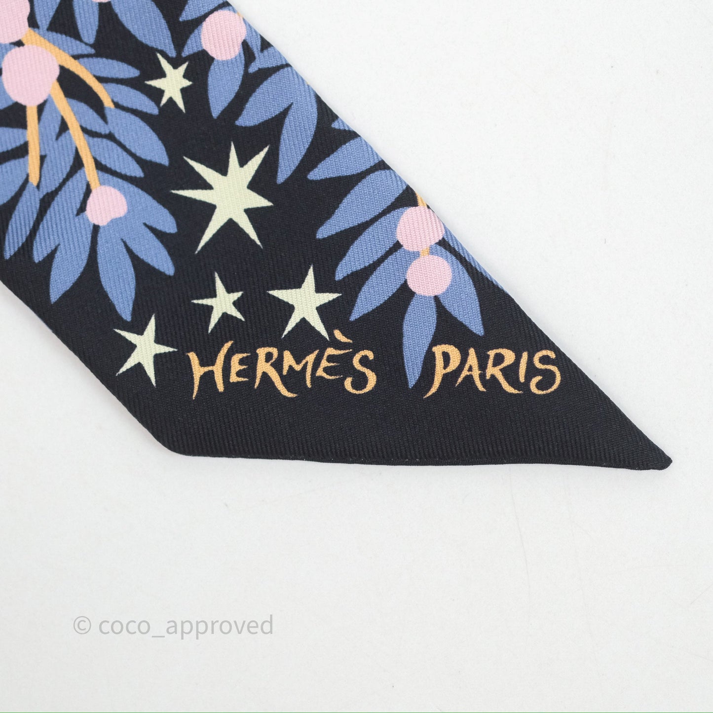 Hermès Sous le Charme d'Orphee Silk Twilly