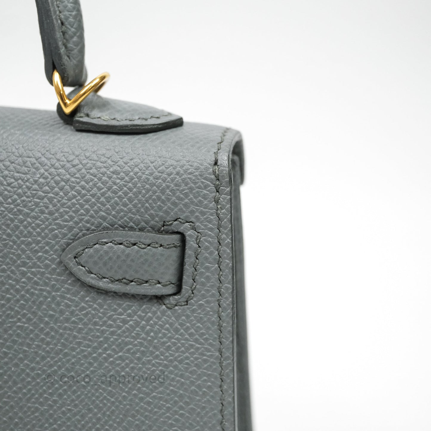 Hermès Mini Kelly Vert Amande 63 Epsom Gold Hardware