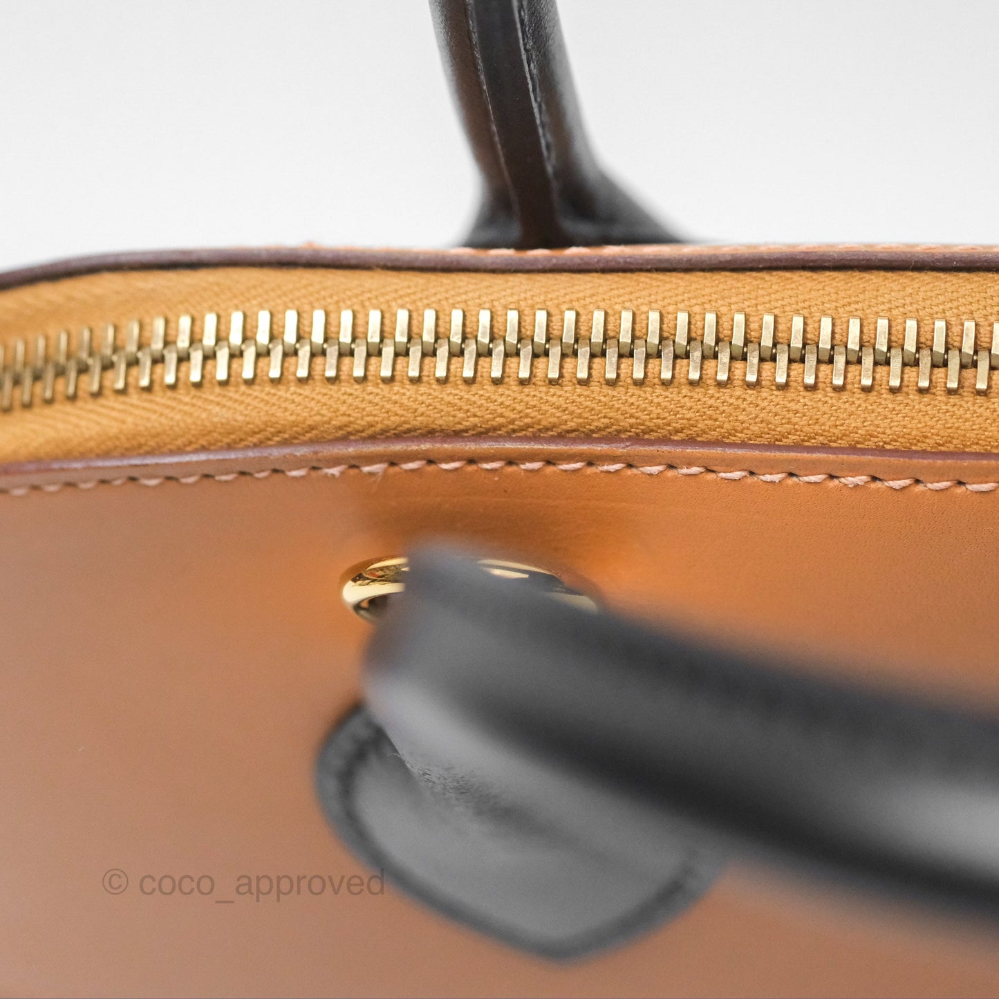 Hermès Bolide 31 Noir 89 / Natural Box Leather Gold Hardware