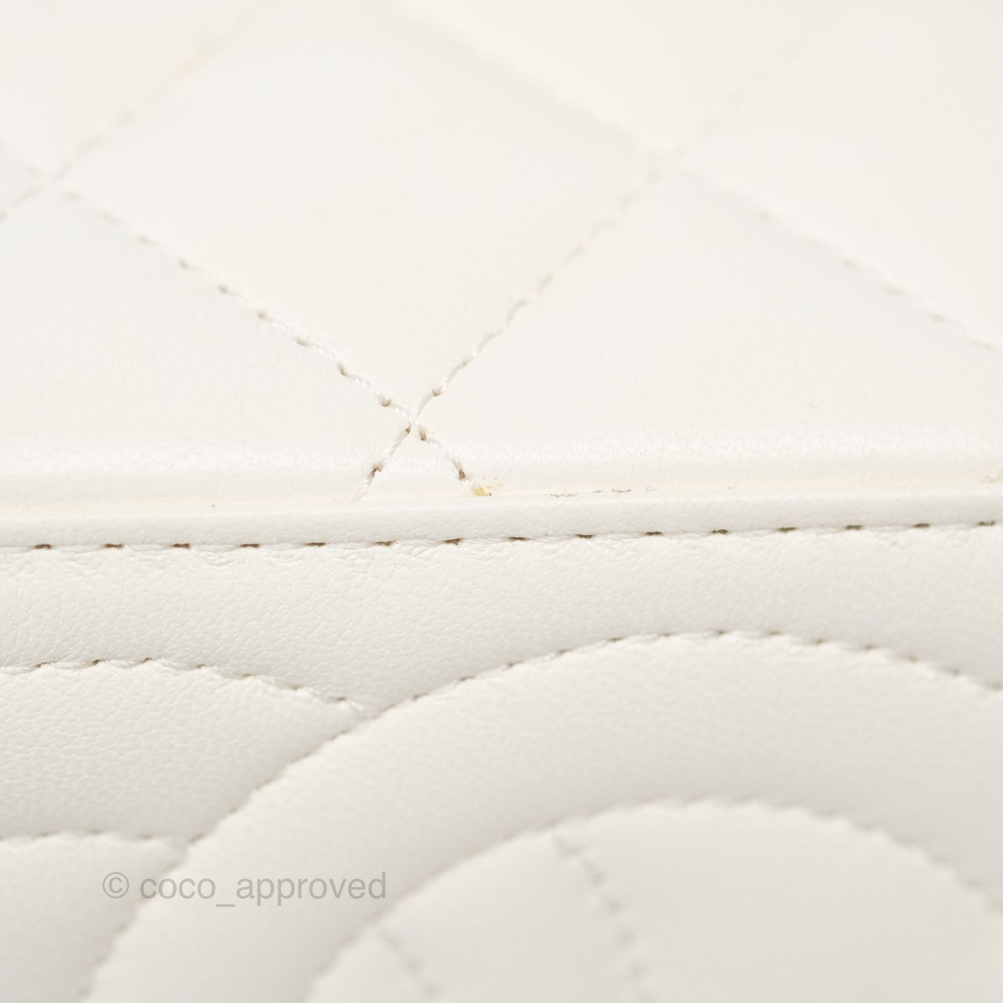 Chanel Vanity with Double Chain White Shiny Lambskin 23C