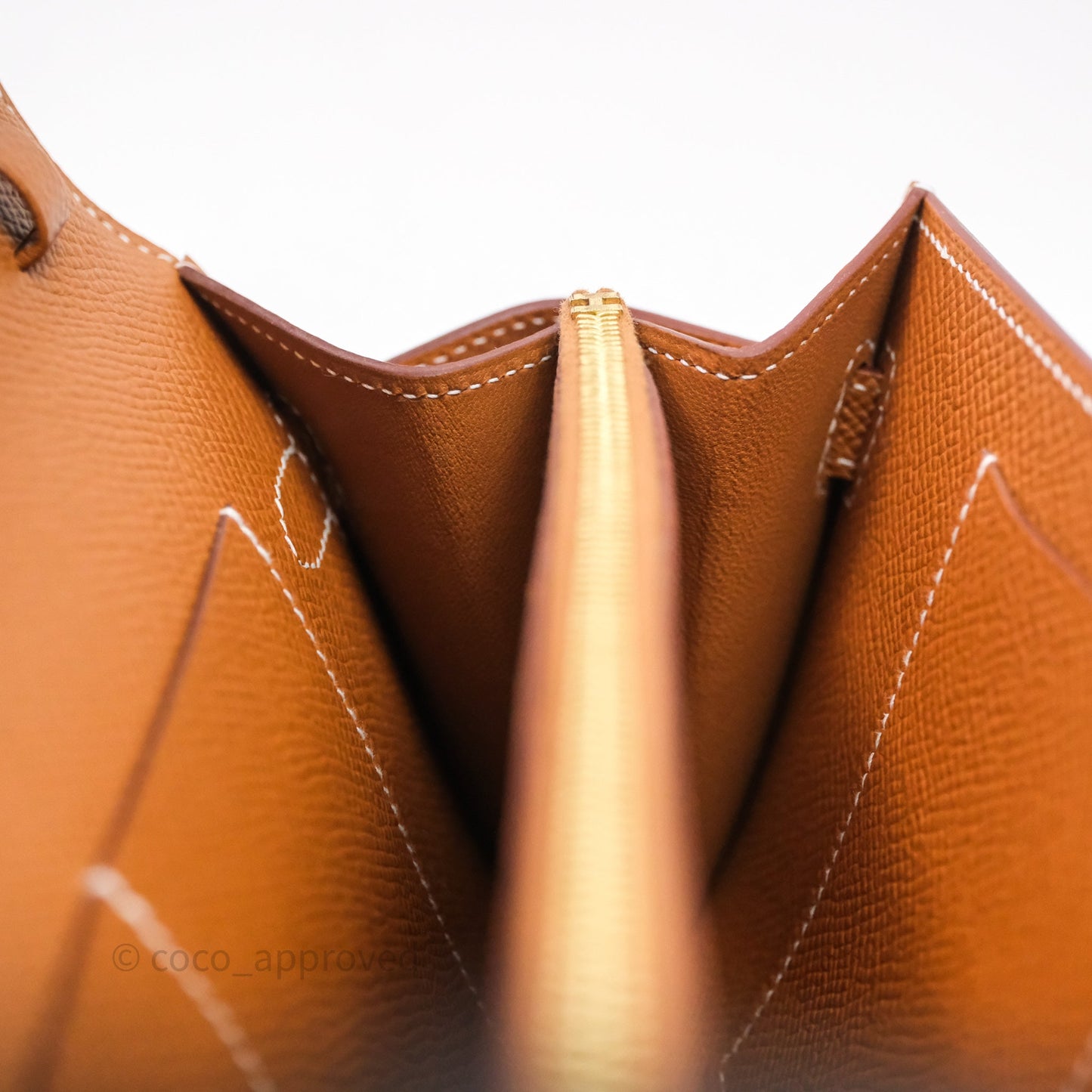 Hermès Kelly To Go Wallet Gold 37 Epsom Gold Hardware