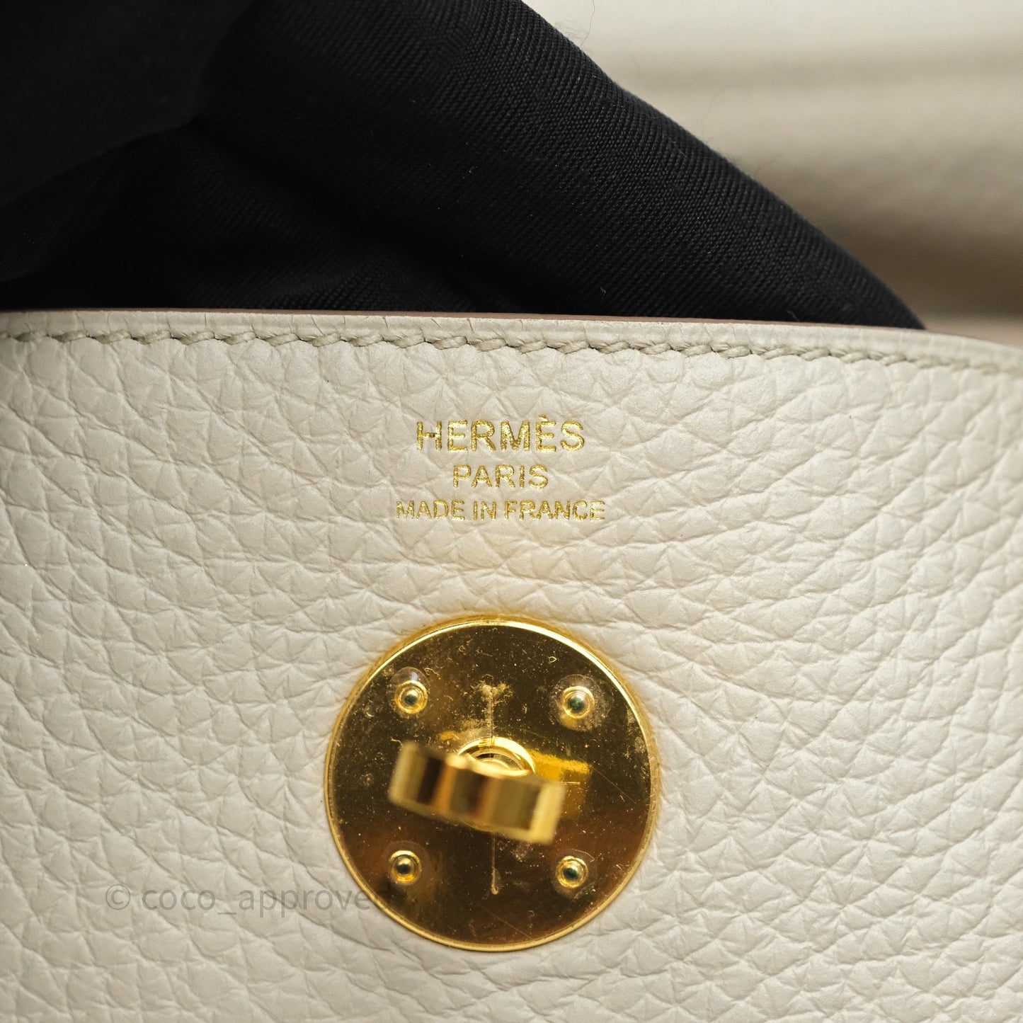 Hermès Lindy 26 Beton 8L Clemence Gold Hardware