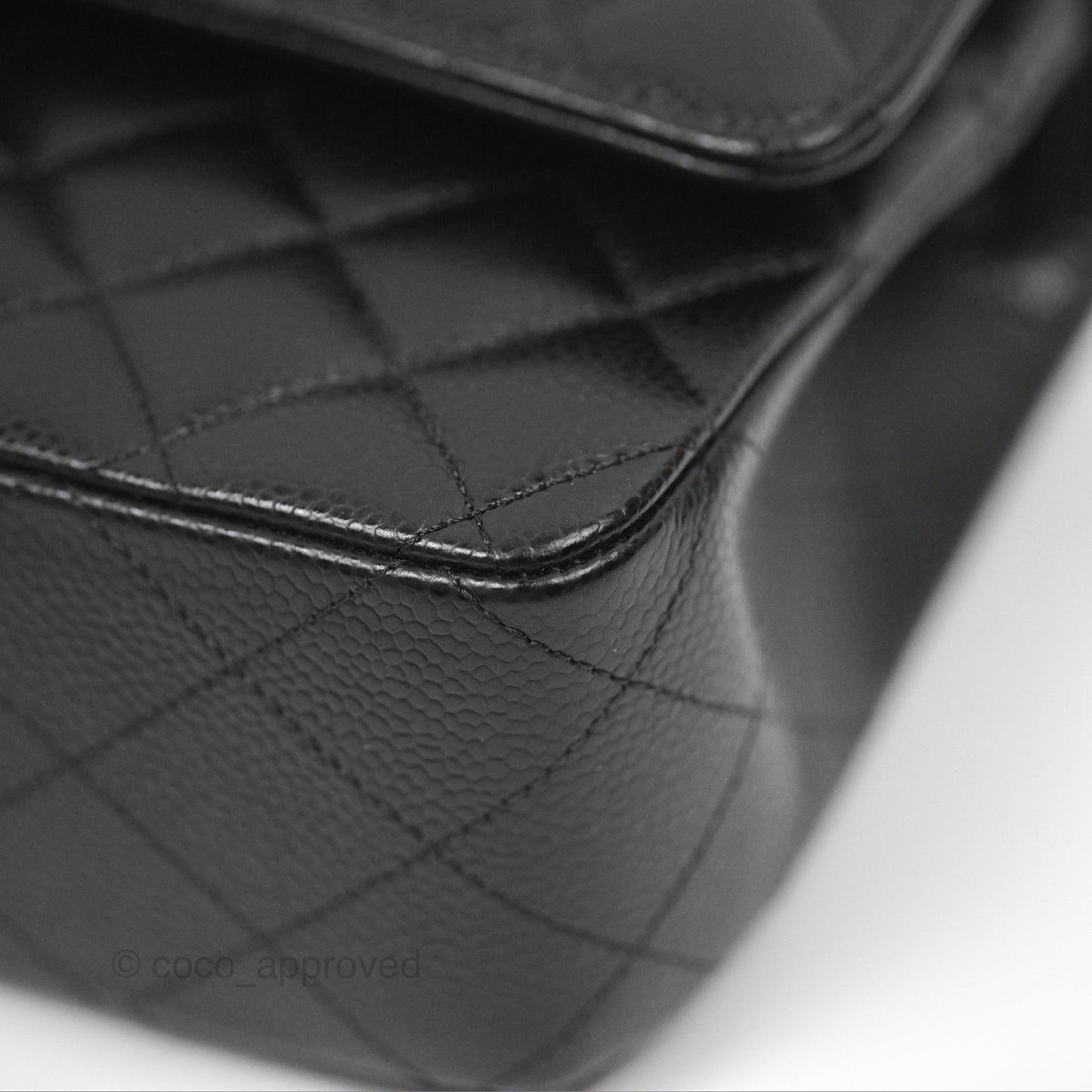 Chanel Classic M/L Medium Flap Quilted Black Caviar Gold Hardware