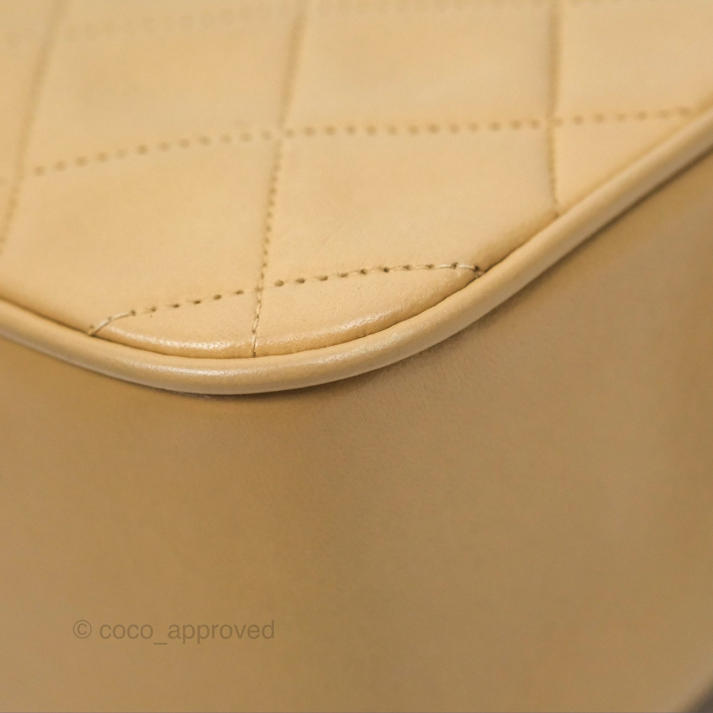 Chanel Vintage Flap Bag Beige Lambskin Gold Hardware