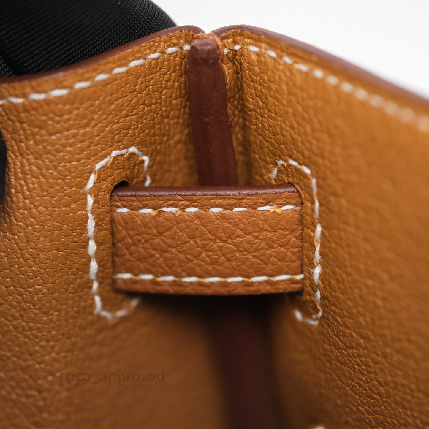 Hermès Kelly Retourne 25 Gold Togo Gold Hardware