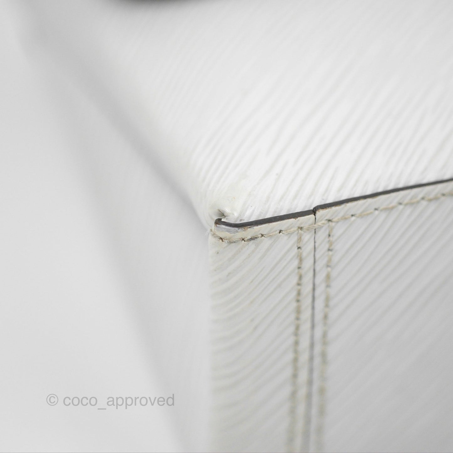 Louis Vuitton Locky BB White Epi