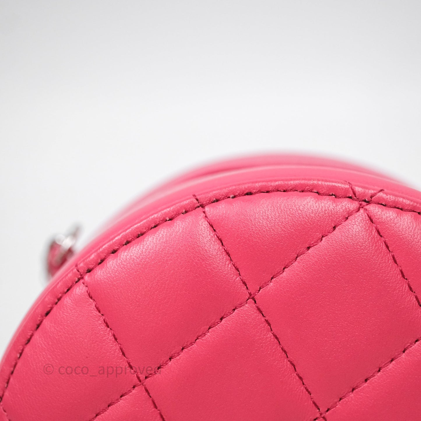 Chanel Quilted Round Clutch With Chain Dark Pink Lambskin Gold Hardware