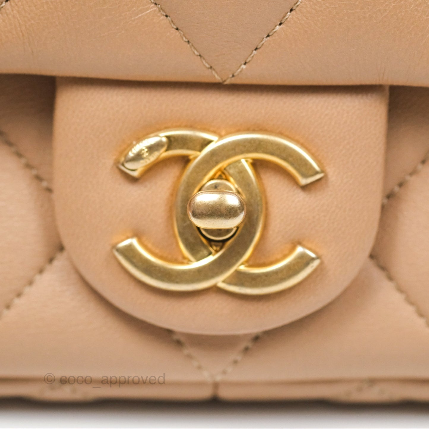 Chanel Small Chunky Chain Flap Bag Lambskin Beige Aged Gold Hardware 22S