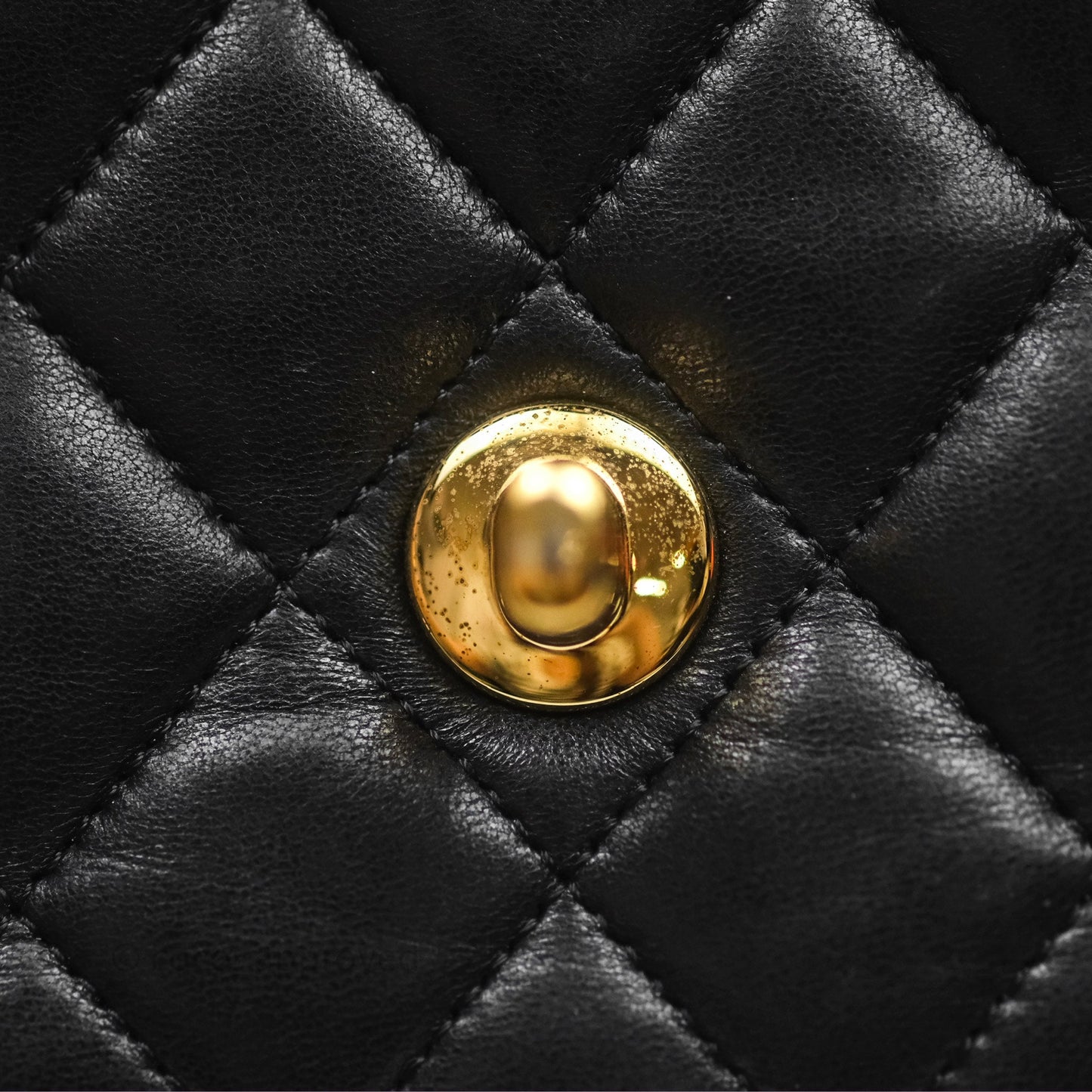 Chanel Classic M/L Medium Flap Quilted Black Lambskin Gold Hardware