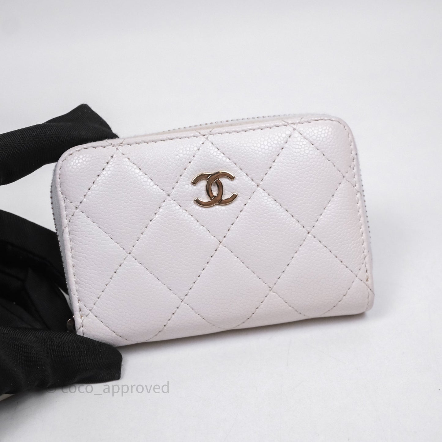 Chanel Classic Zipped Coin Purse White Caviar Gold Hardware