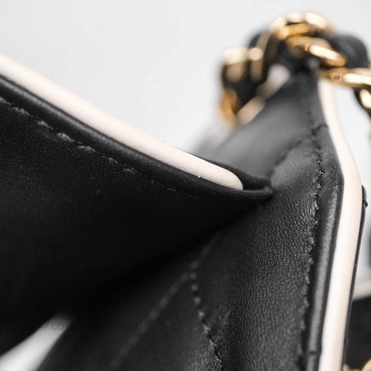Chanel 25 Mini Bag Black/ White Calfskin Gold Hardware