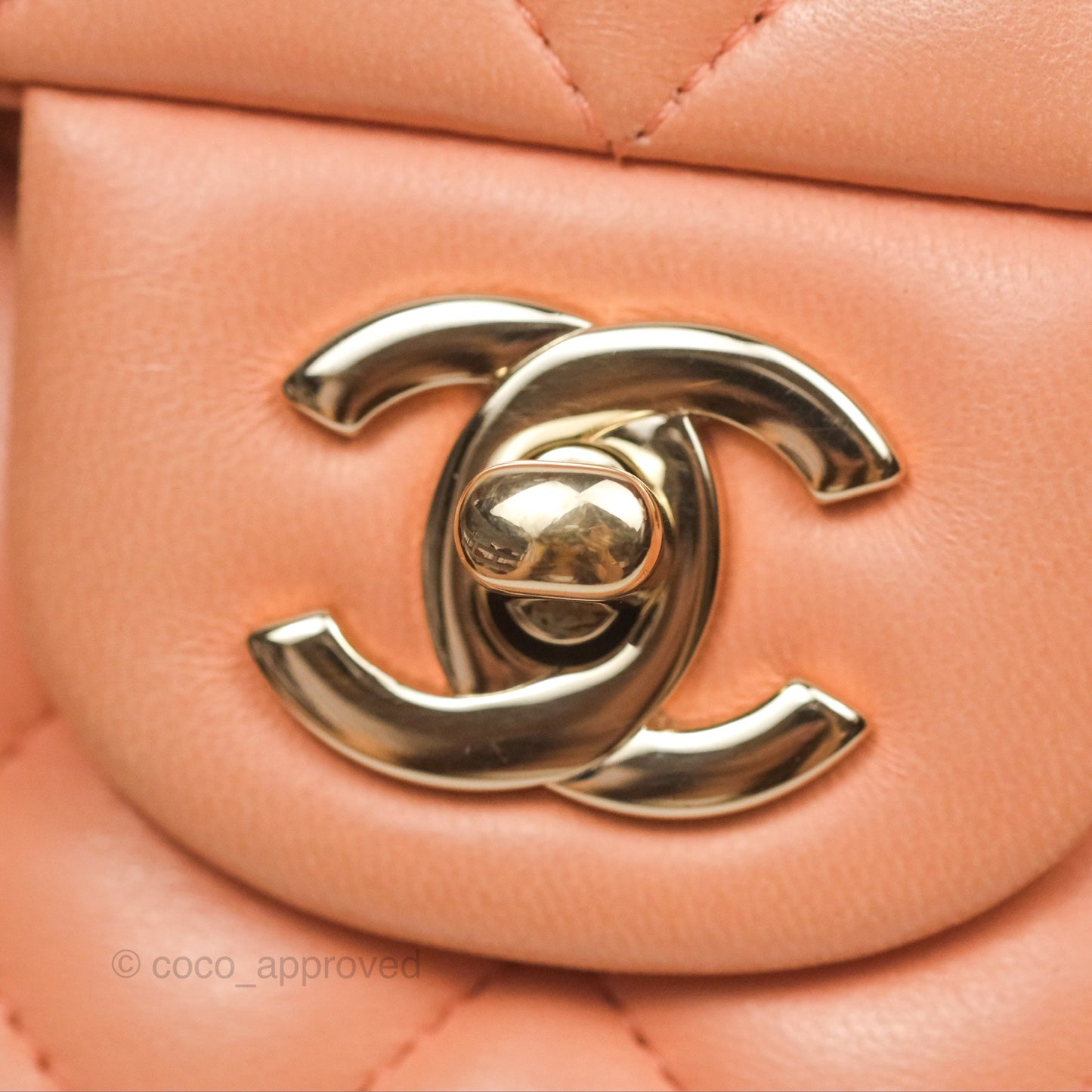 Chanel Classic M/L Medium Flap Quilted Peach Lambskin Gold Hardware