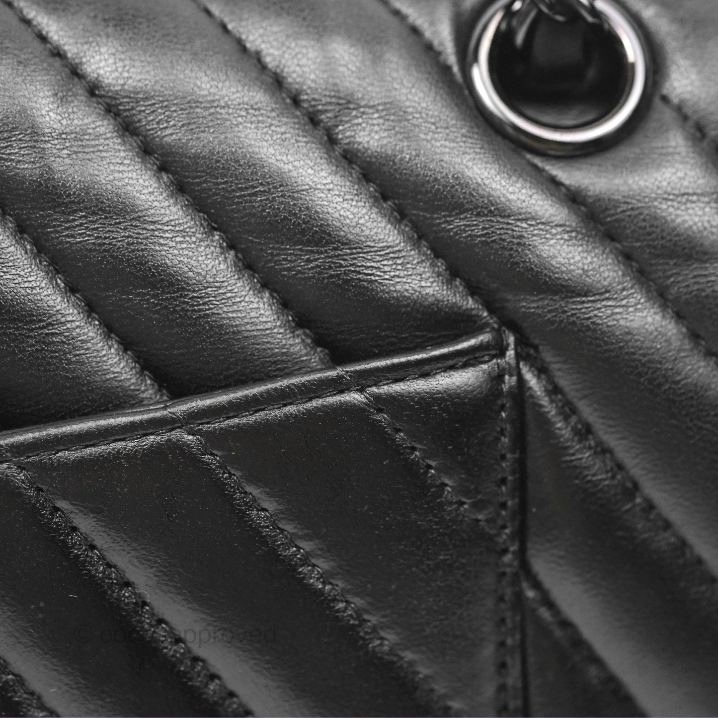 Chanel Classic M/L Medium Flap Chevron So Black Calfskin