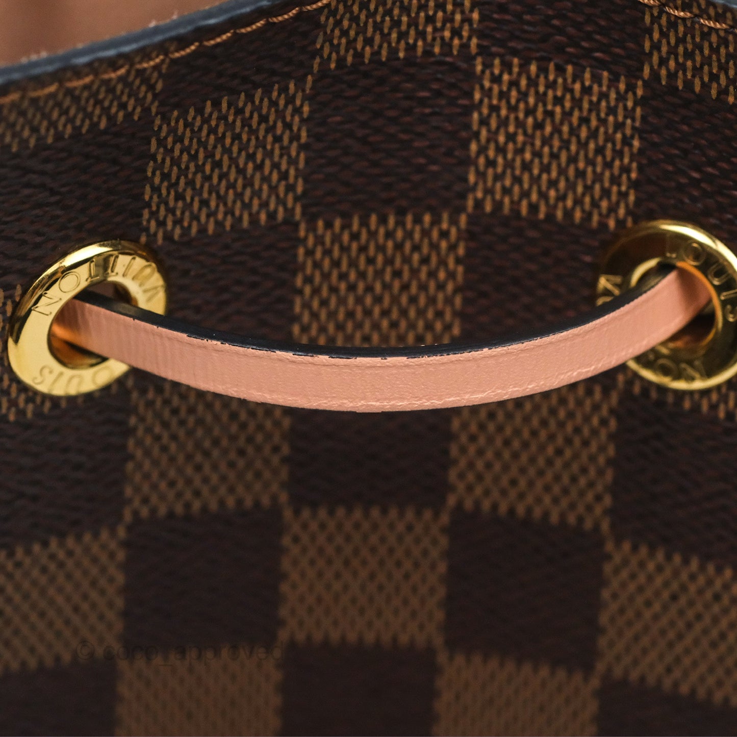 Louis Vuitton Neonoe Bucket Bag MM Monogram Canvas Rose Poudre