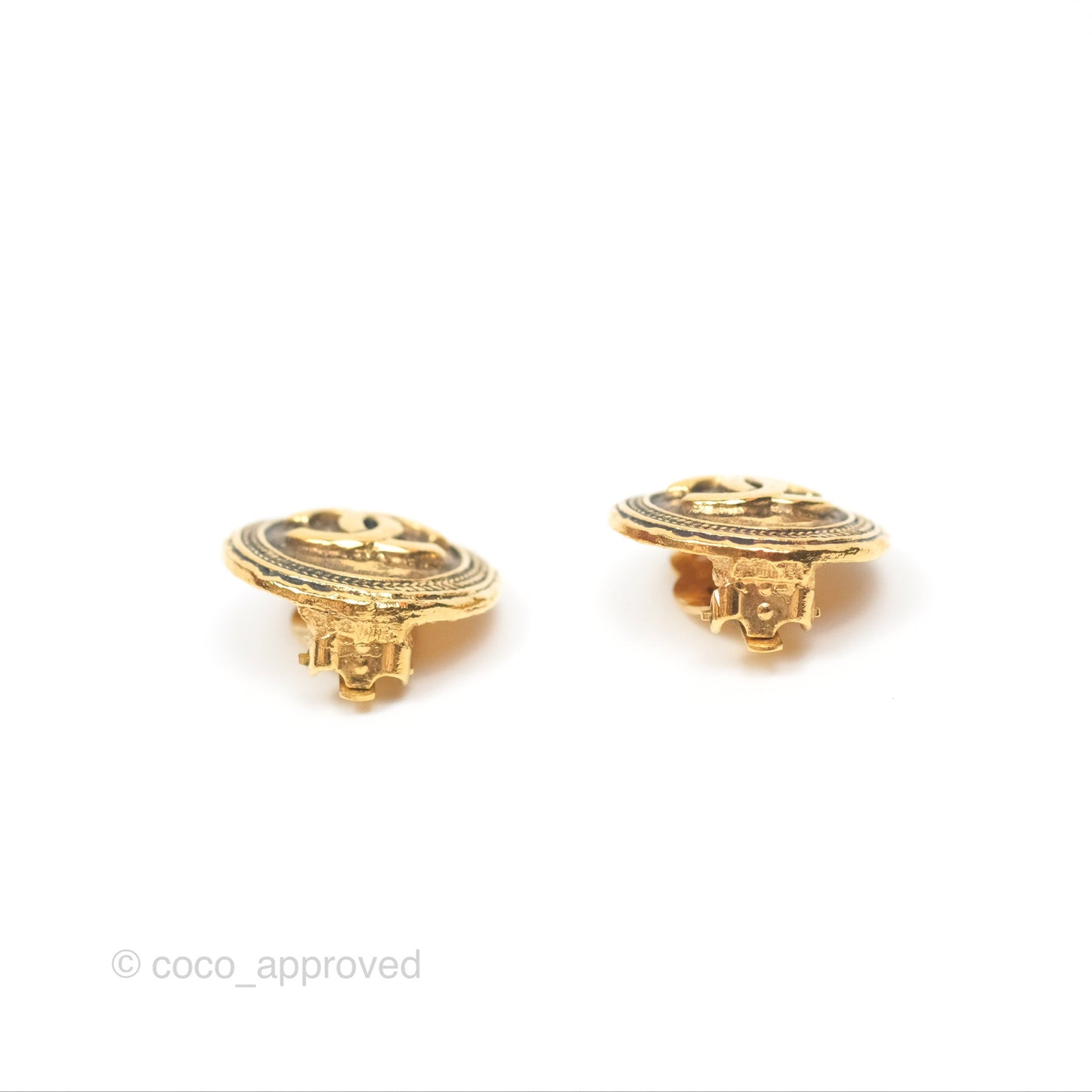 Chanel Vintage CC Round Earrings Gold Clip On