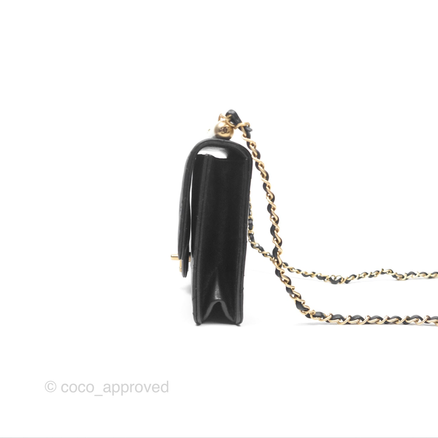 Chanel Small Chic Pearls Flap Quilted Black Goatskin Aged Gold Hardware