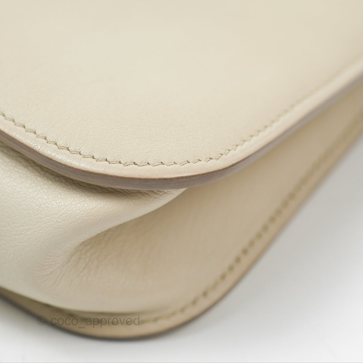 Hermès Halzan 22 Mini Craie Swift Palladium Hardware