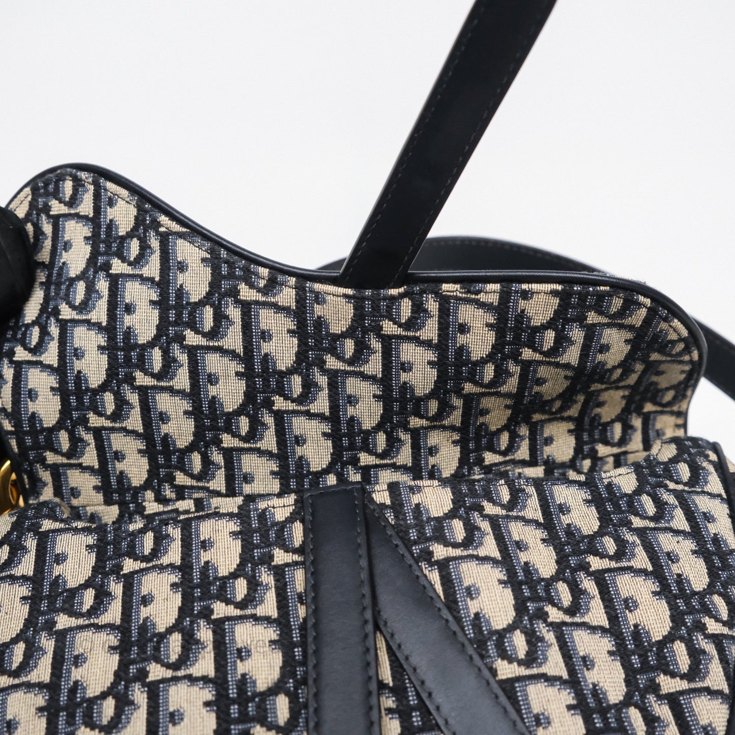 Dior Saddle Bag Navy Dior Oblique Embroidery Aged Gold Hardware