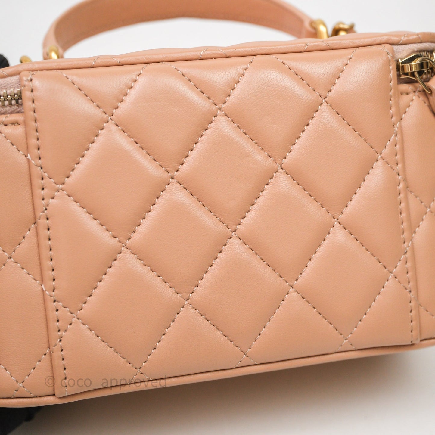 Chanel Vanity Rectangular Top Handle Beige Lambskin Aged Gold Hardware