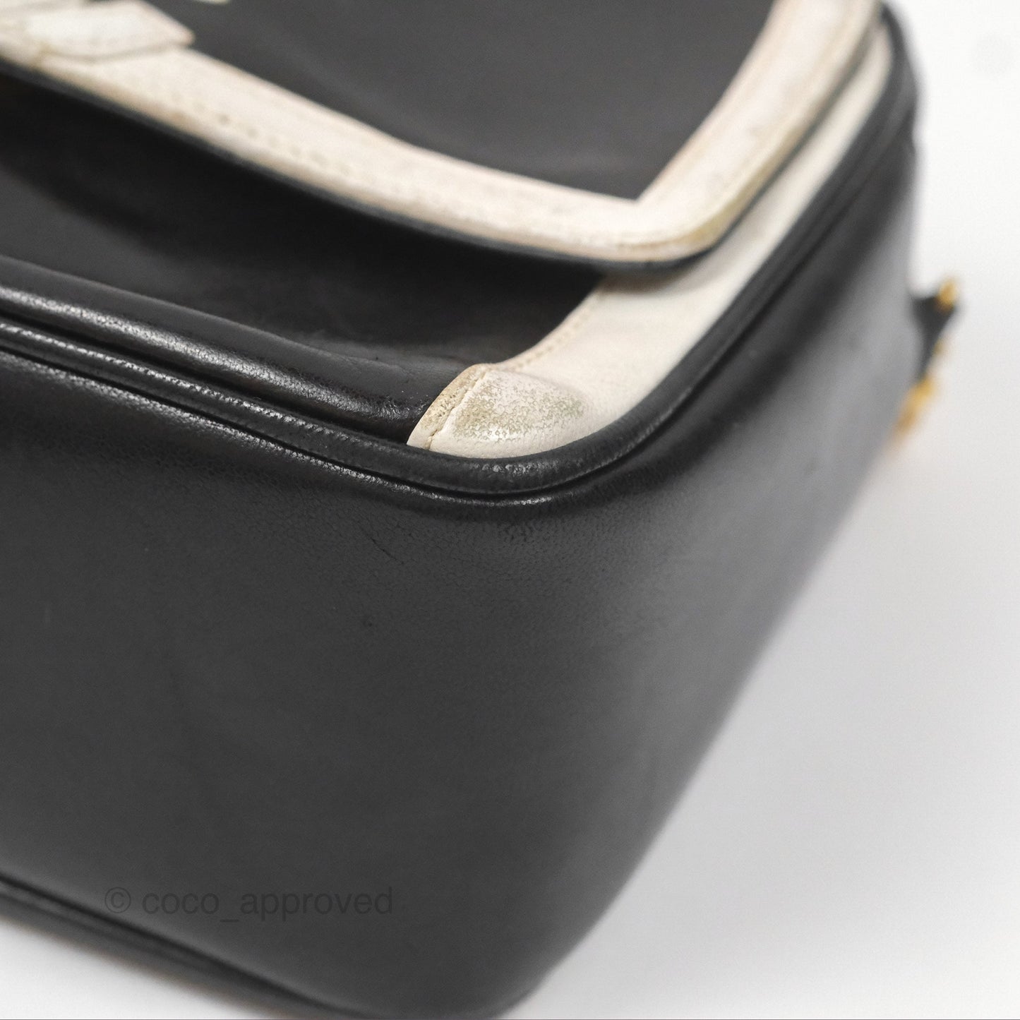 Chanel Vintage White CC Camera Bag Black Lambskin Gold Hardware