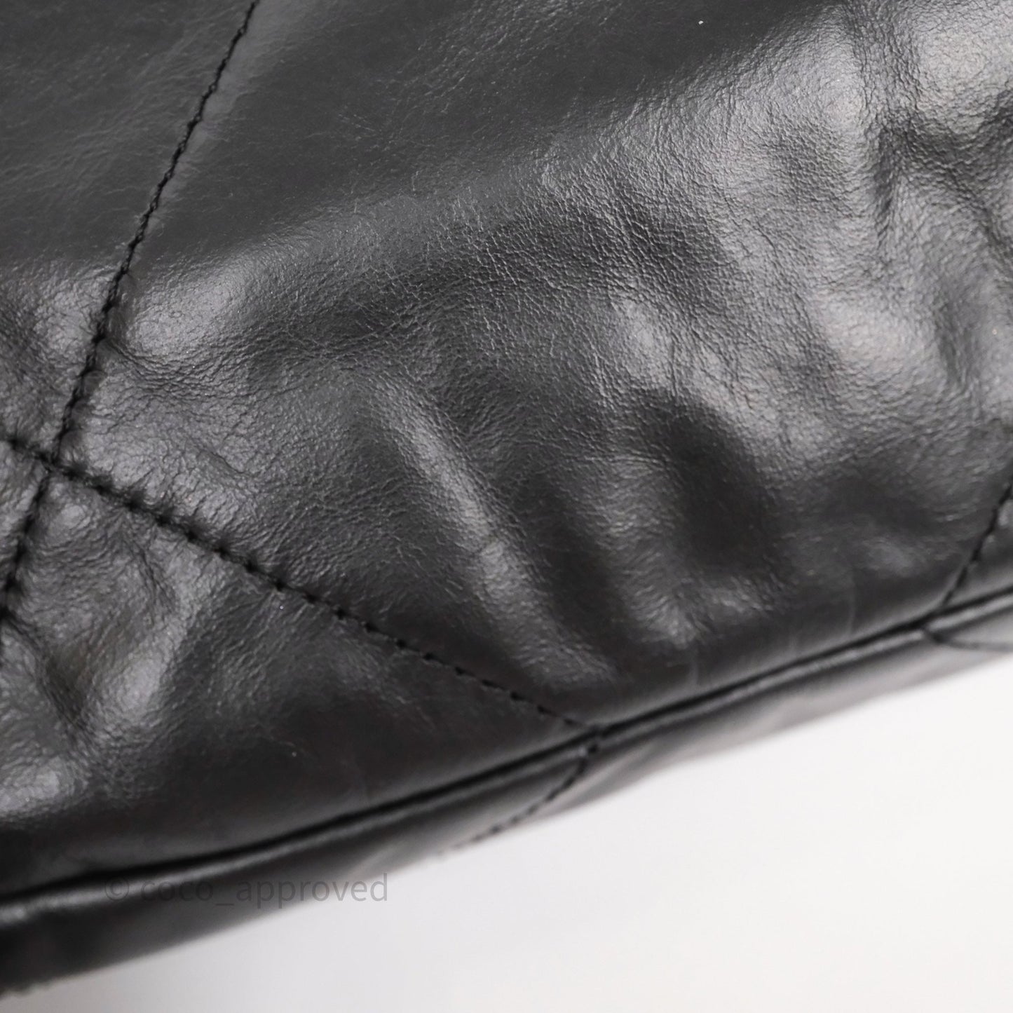 Chanel 22 Medium Black Crumpled Calfskin Aged Gold Hardware