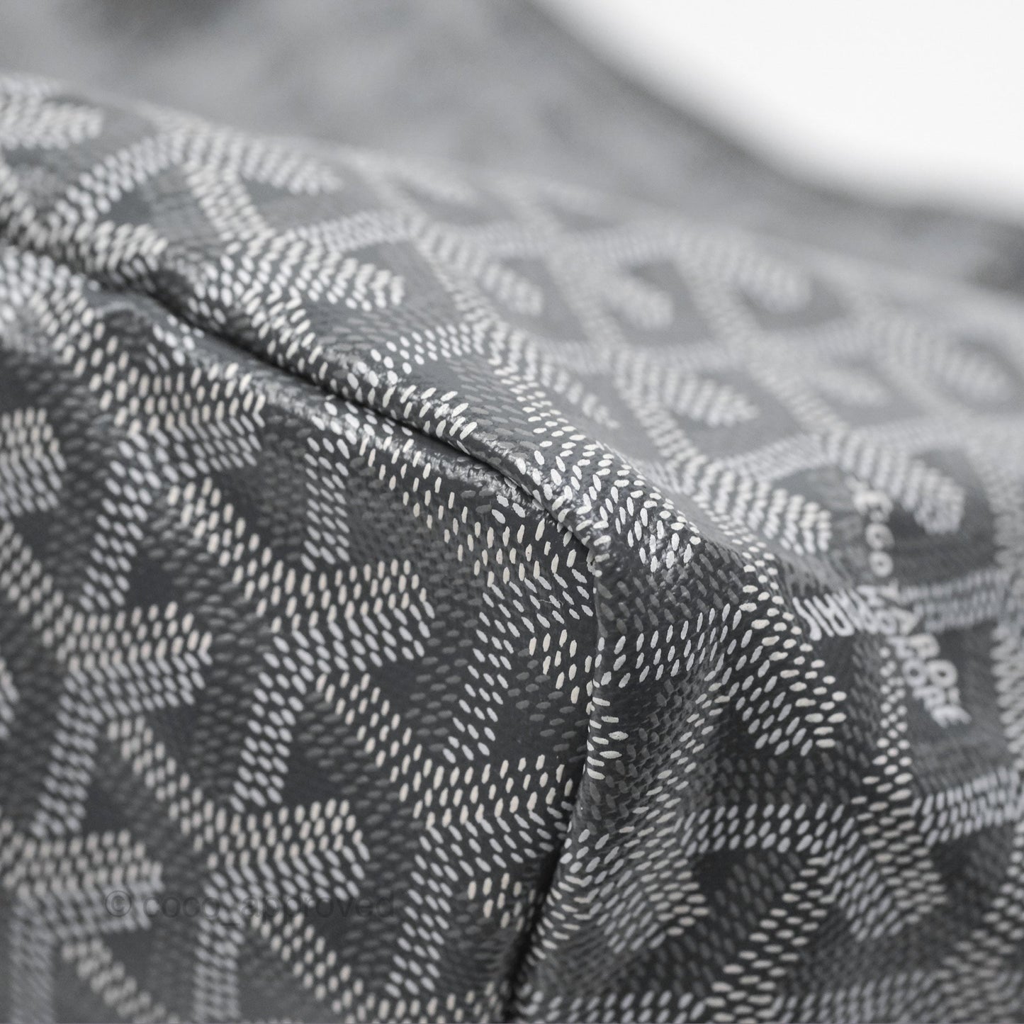 Goyard St Louis Tote PM ⁣⁣⁣⁣⁣⁣⁣⁣⁣⁣⁣⁣⁣⁣⁣⁣⁣⁣⁣⁣Grey Canvas
