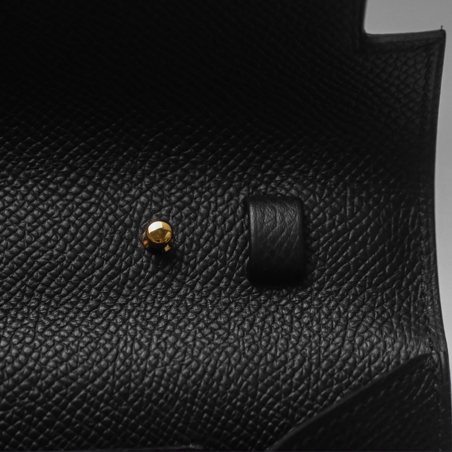 Hermès Kelly To Go Wallet Noir 89 Black Epsom Gold Hardware