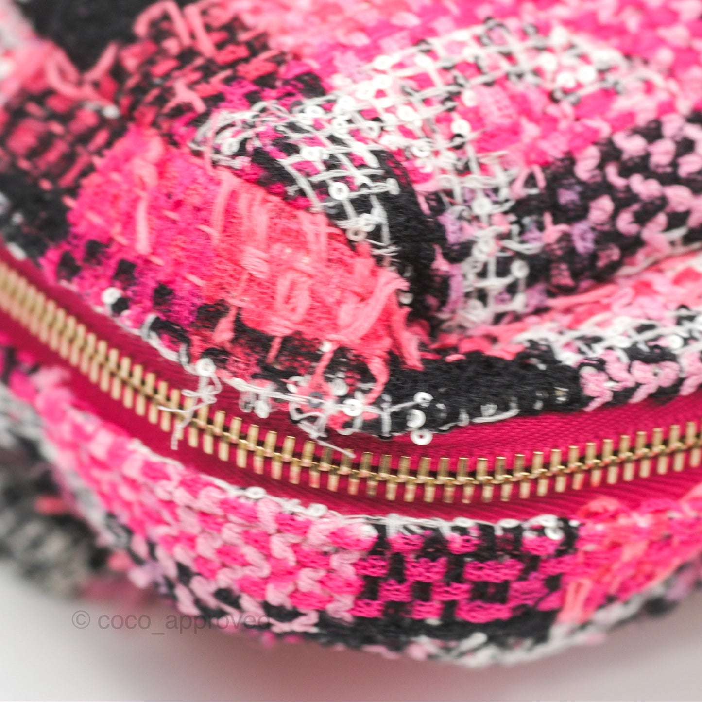 Chanel Coco Beach 2way Crossbody Bag / Foldable Tote Pink Black Grid Tweed