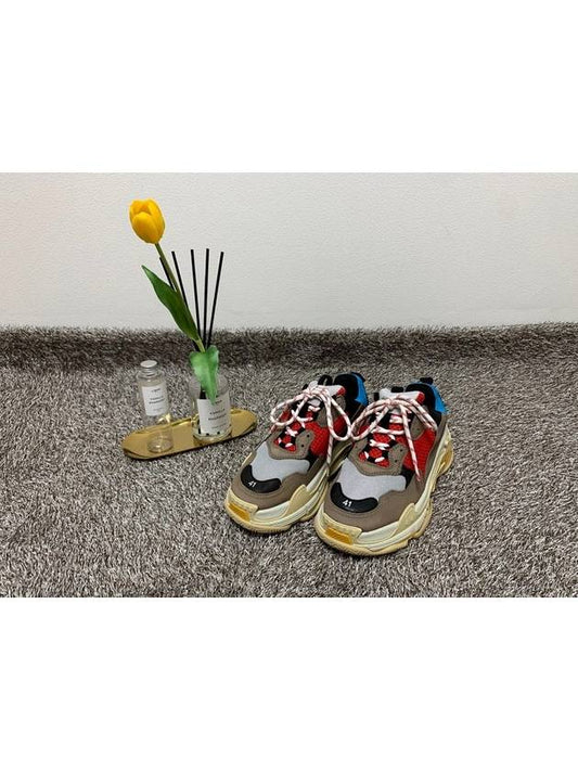 Luxury Balenciaga Triple S Multi 41 260