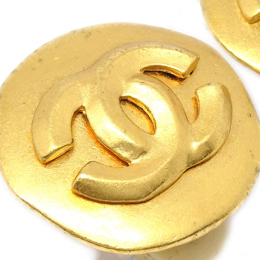 Luxury Chanel Button Earrings Gold Clip-On Large 96P