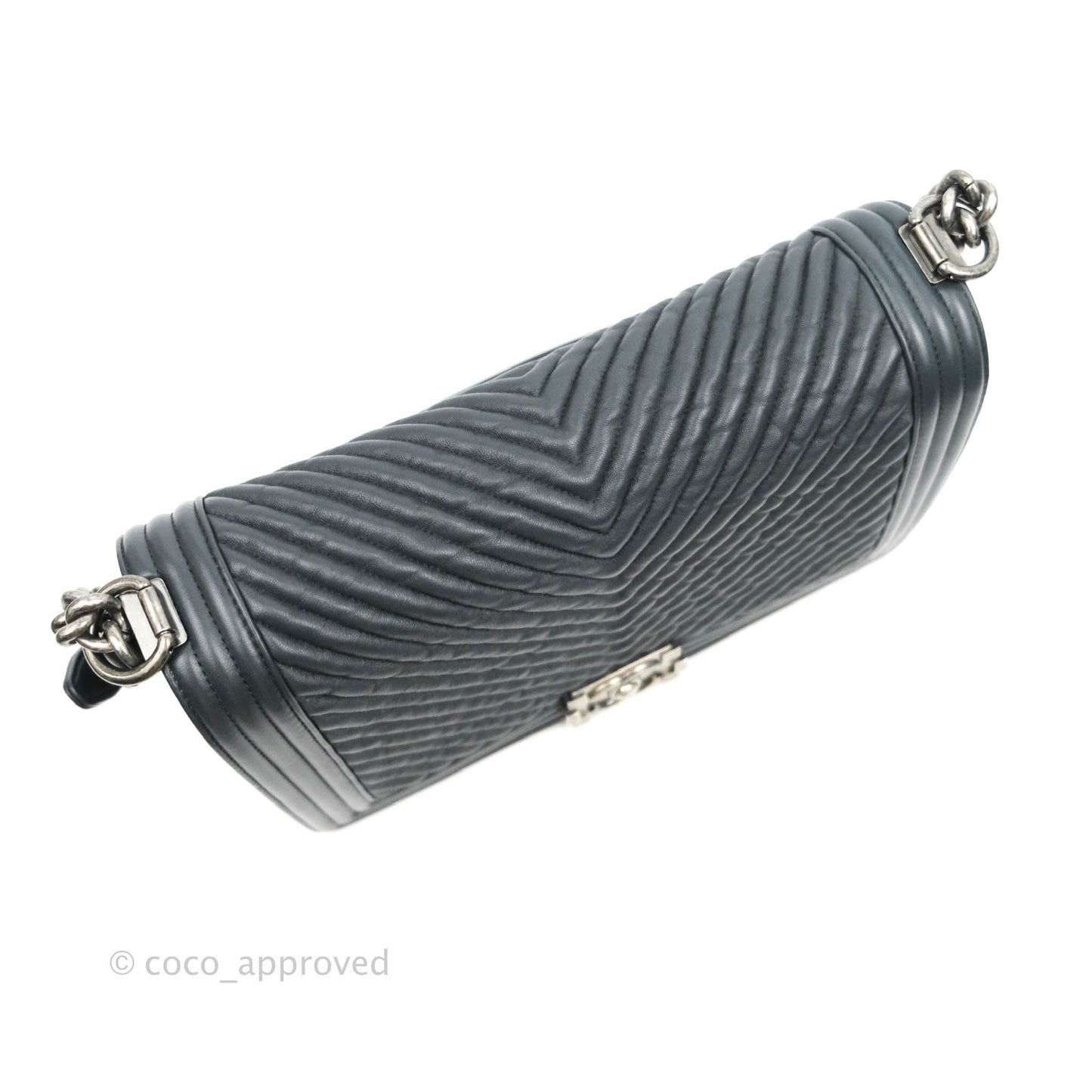 Chanel New Medium Chevron Boy Bag Navy Crumpled Calfskin Ruthenium Hardware