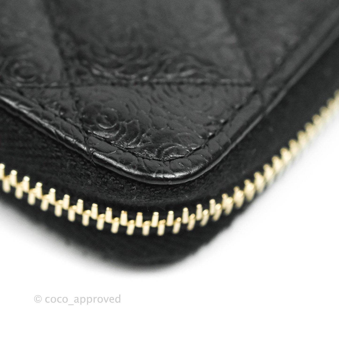 Chanel Camellia Embossed Zipped Coin Purse Black Calfskin Gold Hardware