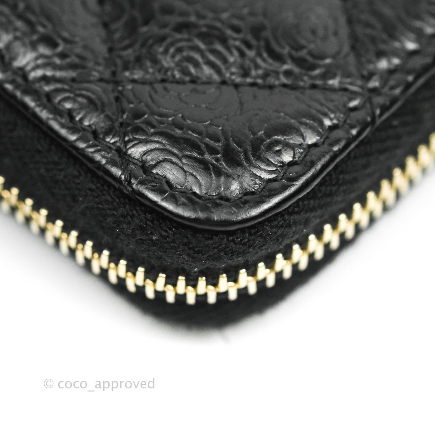 Chanel Camellia Embossed Zipped Coin Purse Black Calfskin Gold Hardware