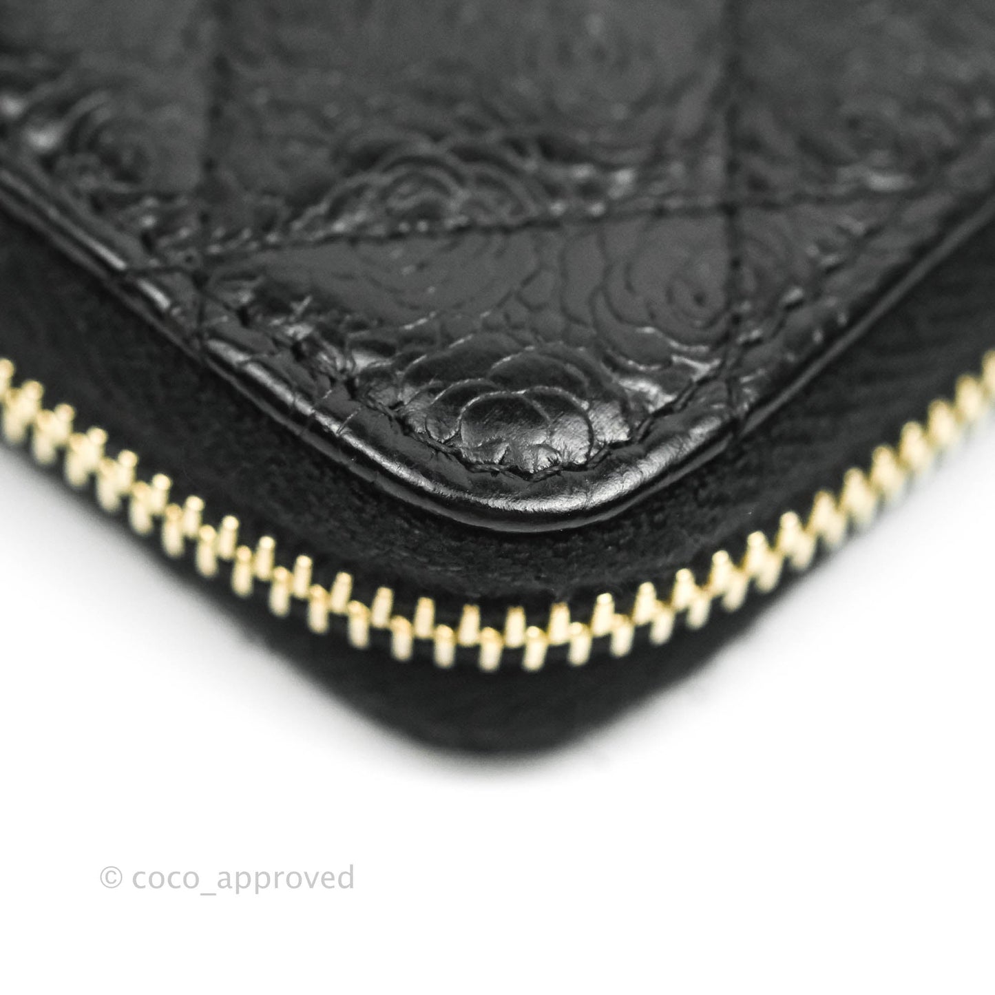 Chanel Camellia Embossed Zipped Coin Purse Black Calfskin Gold Hardware