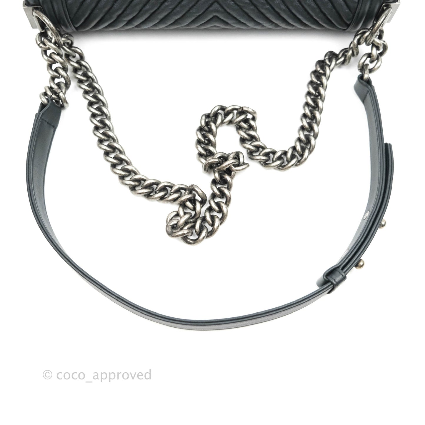 Chanel New Medium Chevron Boy Bag Navy Crumpled Calfskin Ruthenium Hardware