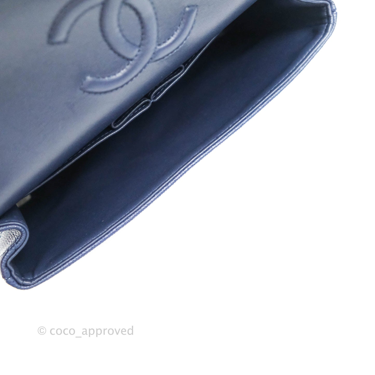 Chanel Classic Small S/M Flap Dark Blue Caviar Gold Hardware 21P