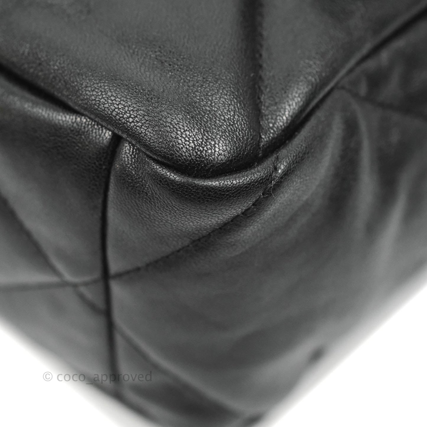Chanel 19 Medium Black Goatskin Mixed Hardware