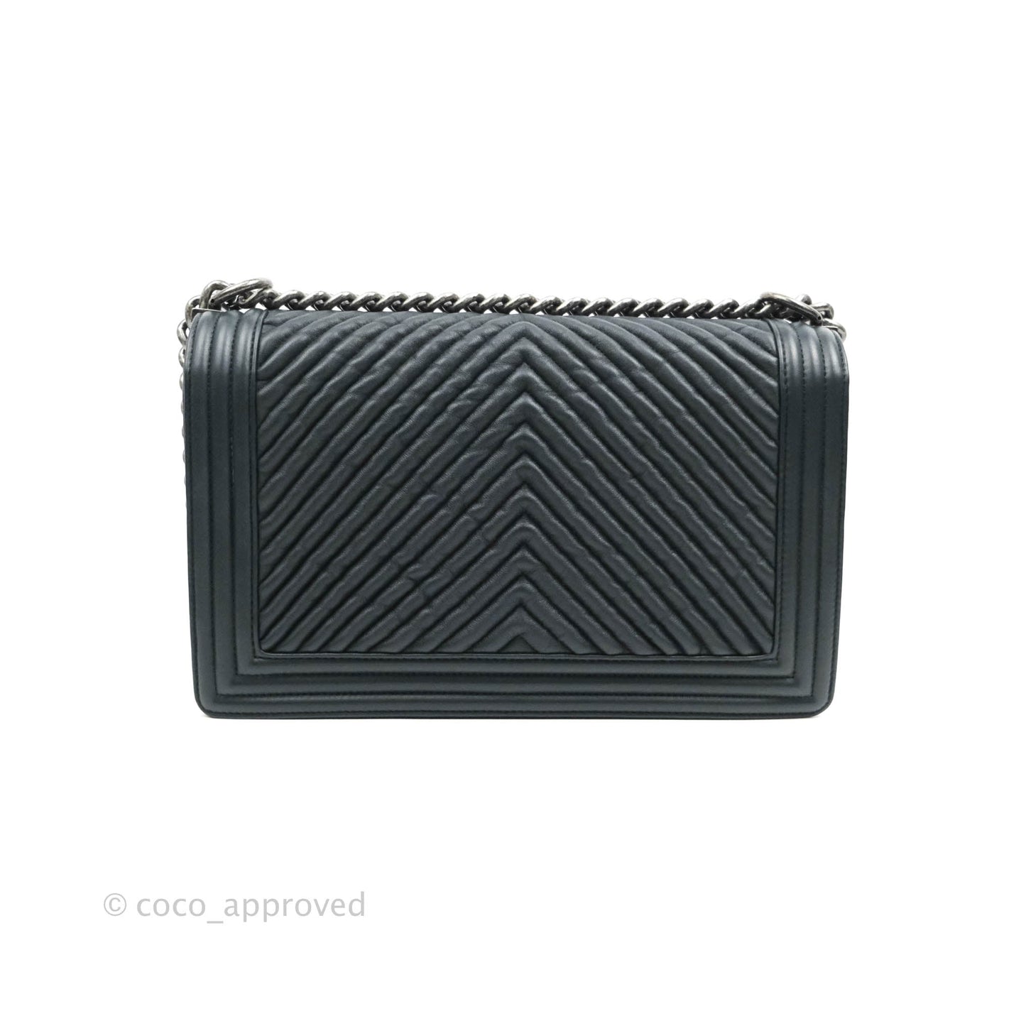 Chanel New Medium Chevron Boy Bag Navy Crumpled Calfskin Ruthenium Hardware
